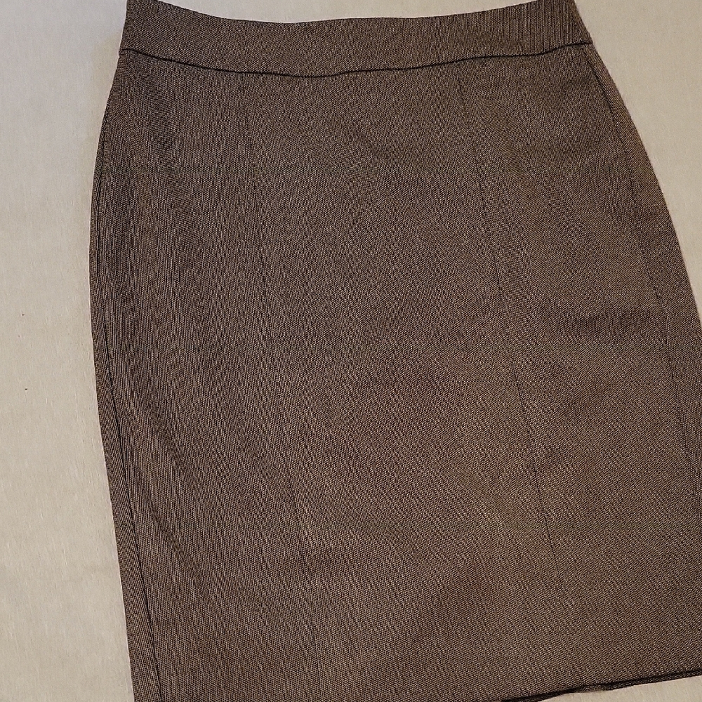 Ann Taylor Elegant Dark Gray Pencil Skirt Petite Size 2P